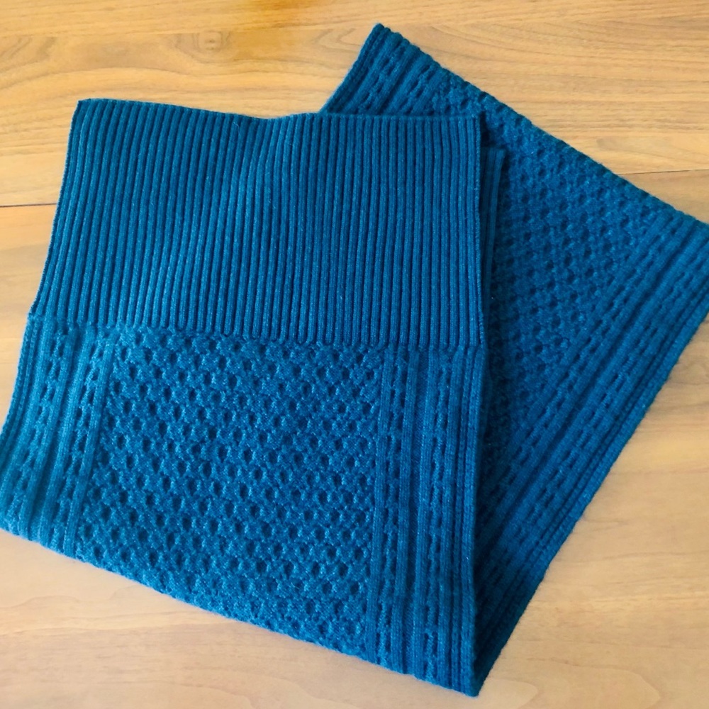 Chunky Wool/Cashmere Scarf by Ellen DeGeneres